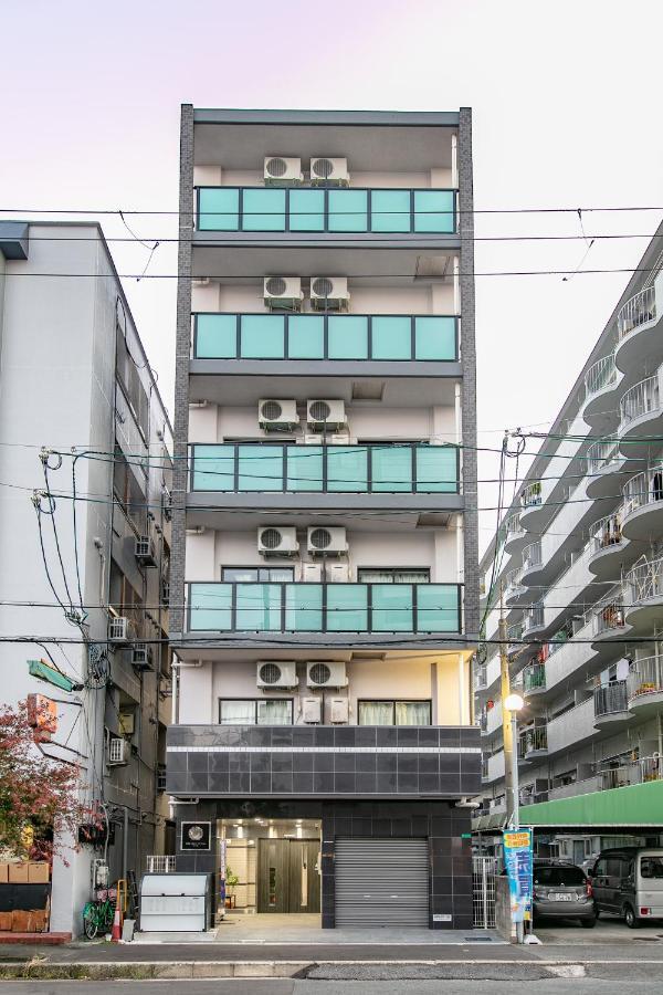 The First Shin Apartment *